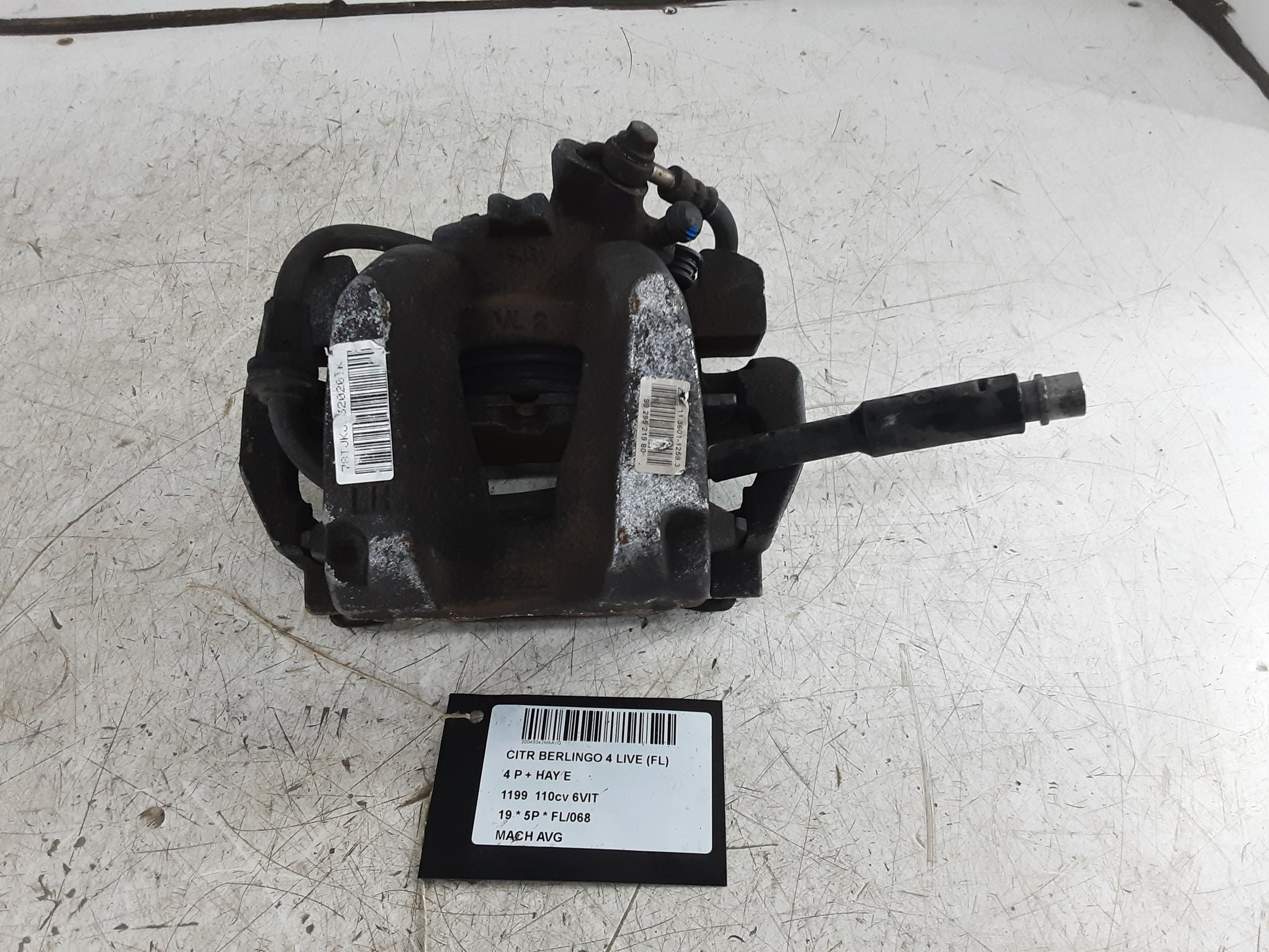 REMKLAUW VOOR LINKS Citroen BERLINGO 9/18+