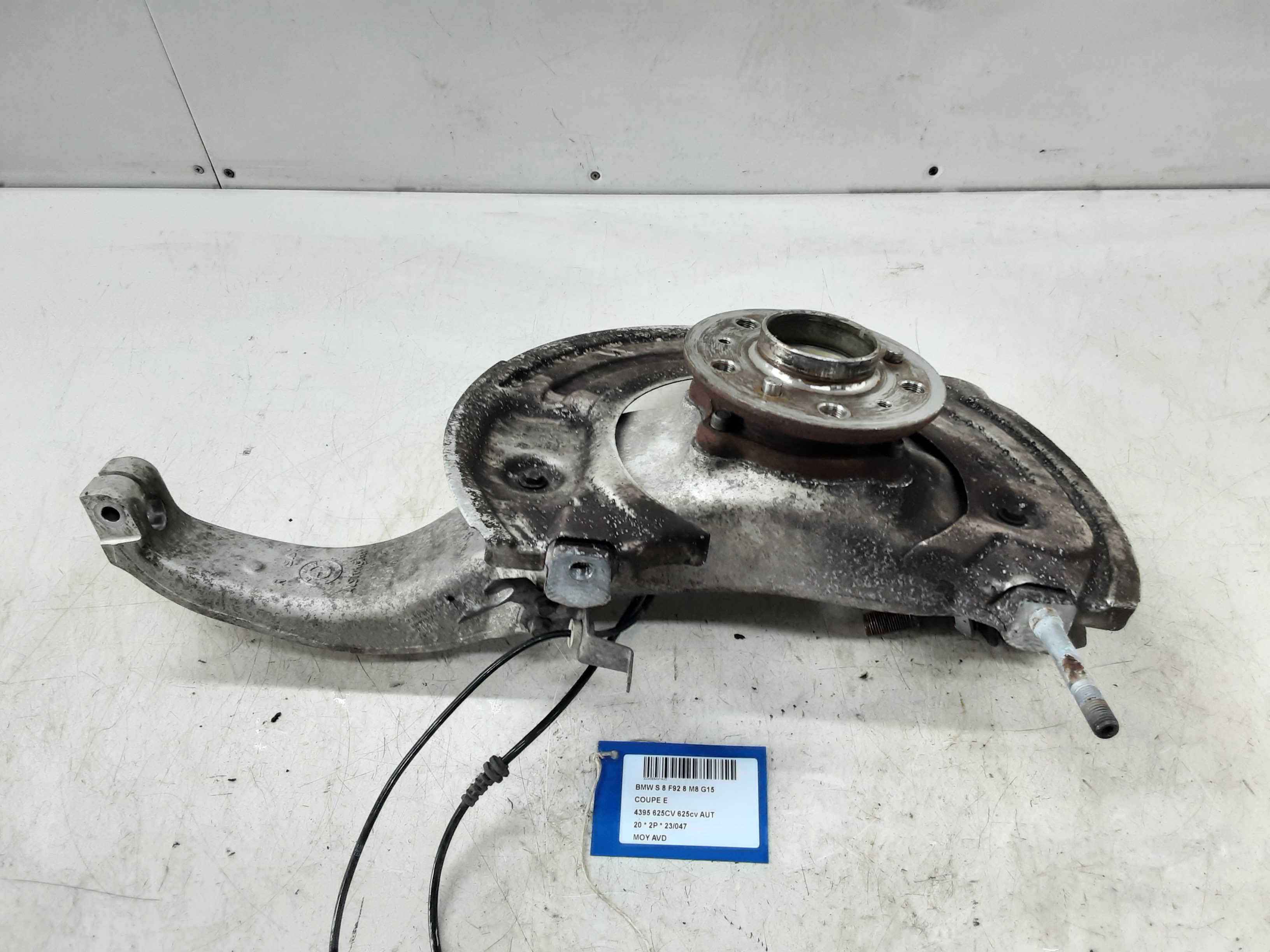 WIELNAAF VOOR RECHTS Bmw 8 G14/15/16 7/18+