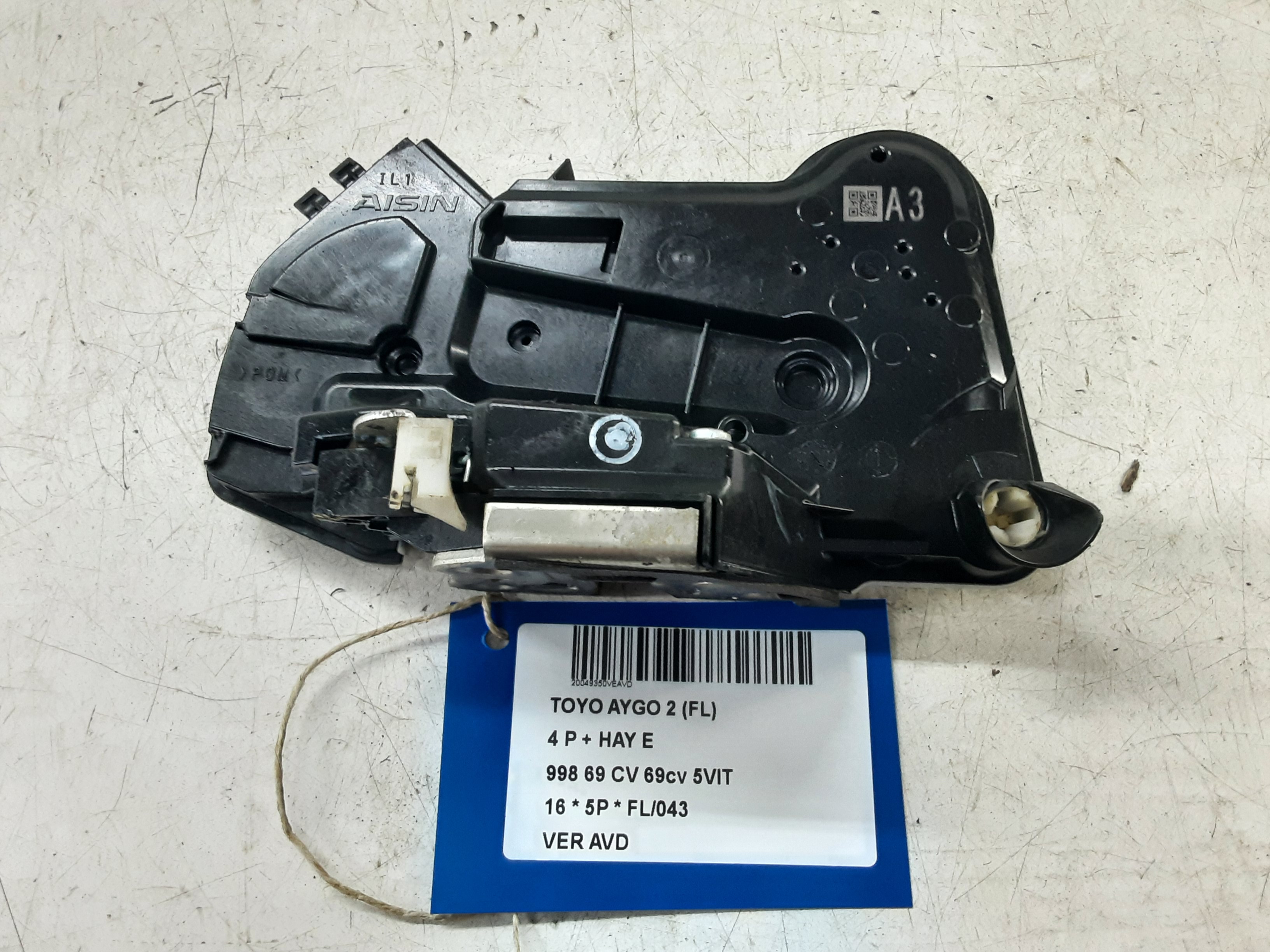 VERGRENDELING VOOR RECHTS Toyota AYGO II 5/14 - 6/18