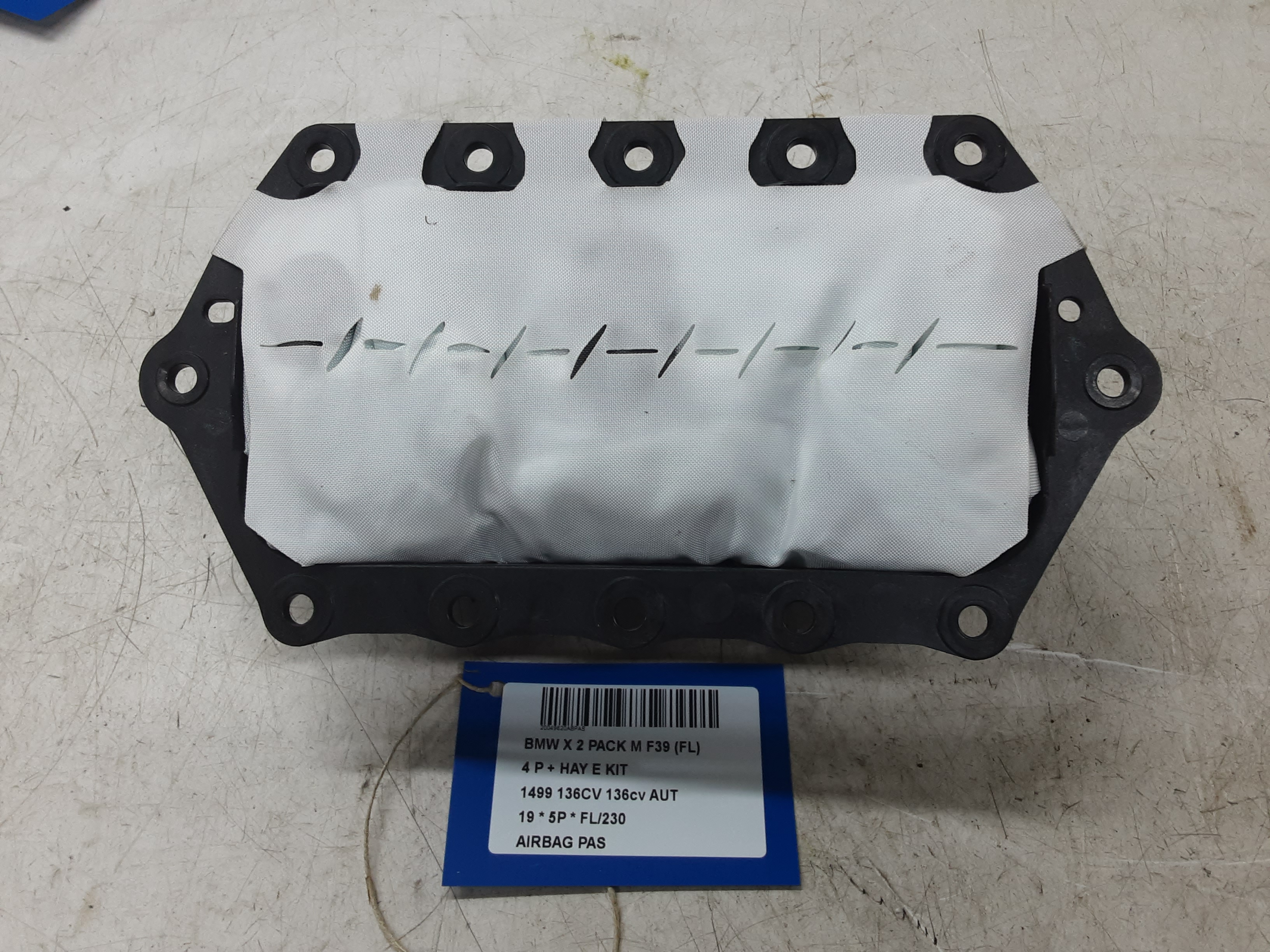 AIRBAG PASSAGIER Bmw X 2 F39 03/18+