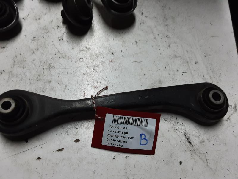 DRAAGARM ACHTER RECHTS Vw GOLF V 11/03 - 08
