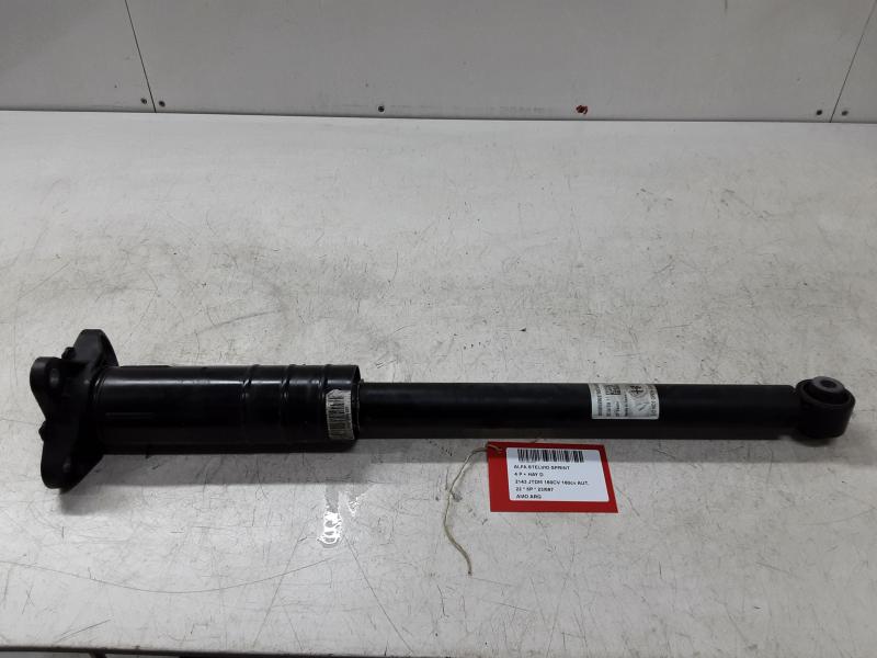 SCHOKBREKER ACHTER LINKS Alfa Romeo STELVIO 1/17+