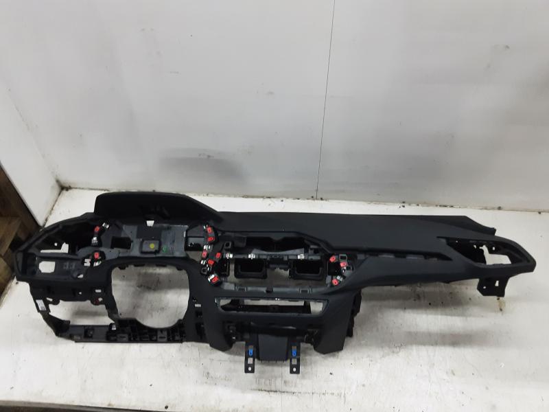 ARMATURENBRETT Bmw 1 F40 7/19+