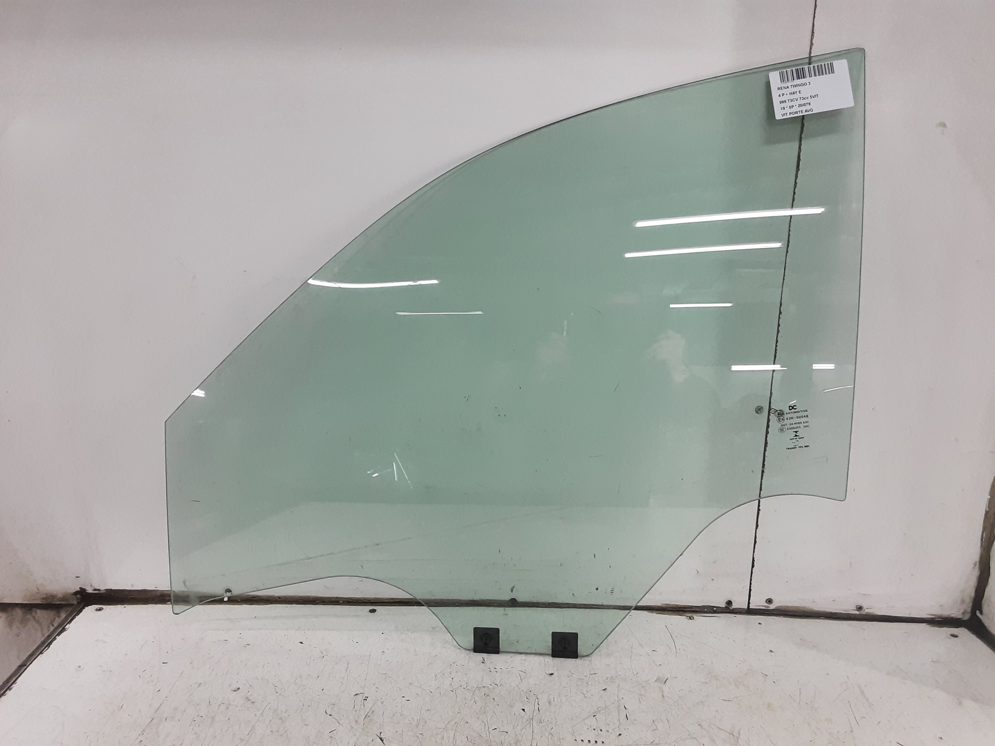 VITRE DE PORTE AVANT GAUCHE Renault TWINGO (4) FaceLift 5/19+
