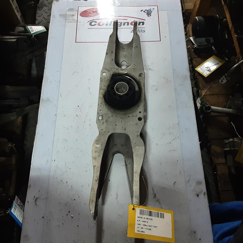 TRIANGLE ARRIERE GAUCHE Mercedes-Benz A W176 9/2015-2018