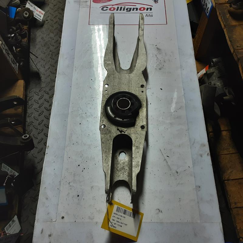 TRIANGLE ARRIERE DROITE Mercedes-Benz A W176 9/2015-2018