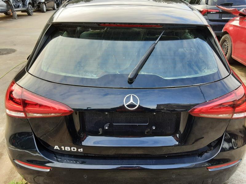ACHTERKLEP Mercedes-Benz A W177 18 - 2/23