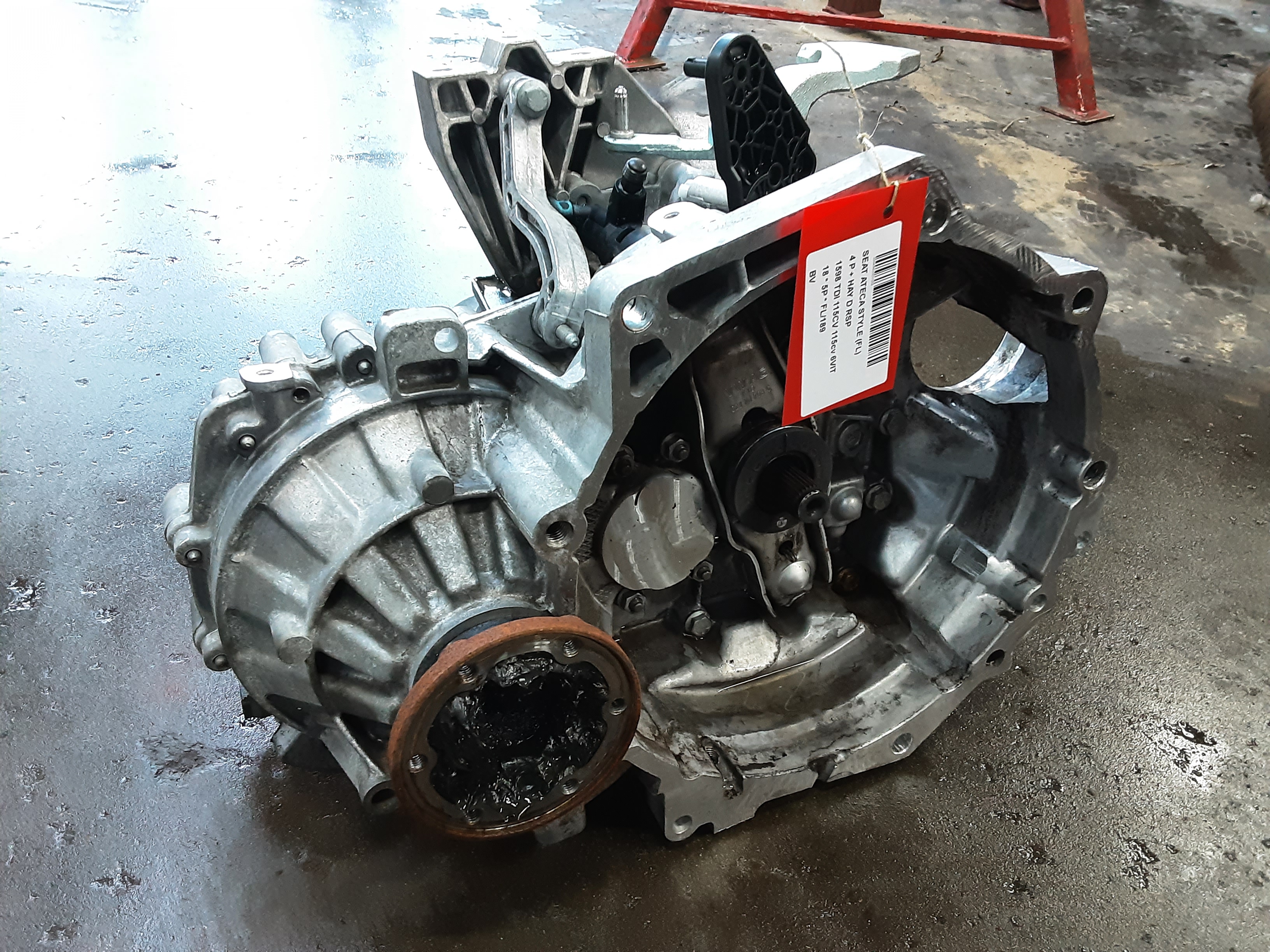 VERSNELLINGSBAK Seat ATECA 9/16+