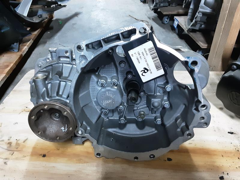 VERSNELLINGSBAK Audi A3 8/08 - 12