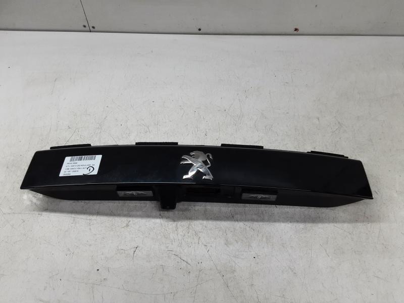 DIVERS Peugeot 2008 (2) 8/19 - 5/23