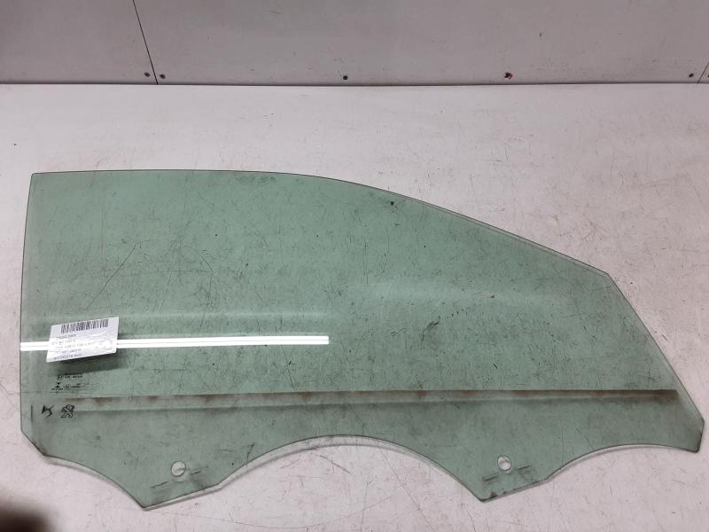 VITRE DE PORTE AVANT DROITE Peugeot 2008 (2) 8/19 - 5/23