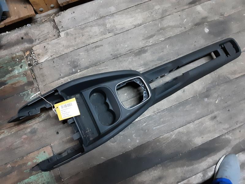 MIDDENCONSOLE Audi A1 10-14