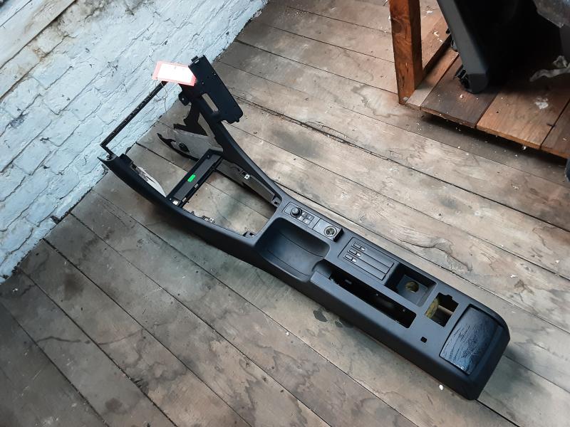 MIDDENCONSOLE Audi A4 11/00 - 10/04