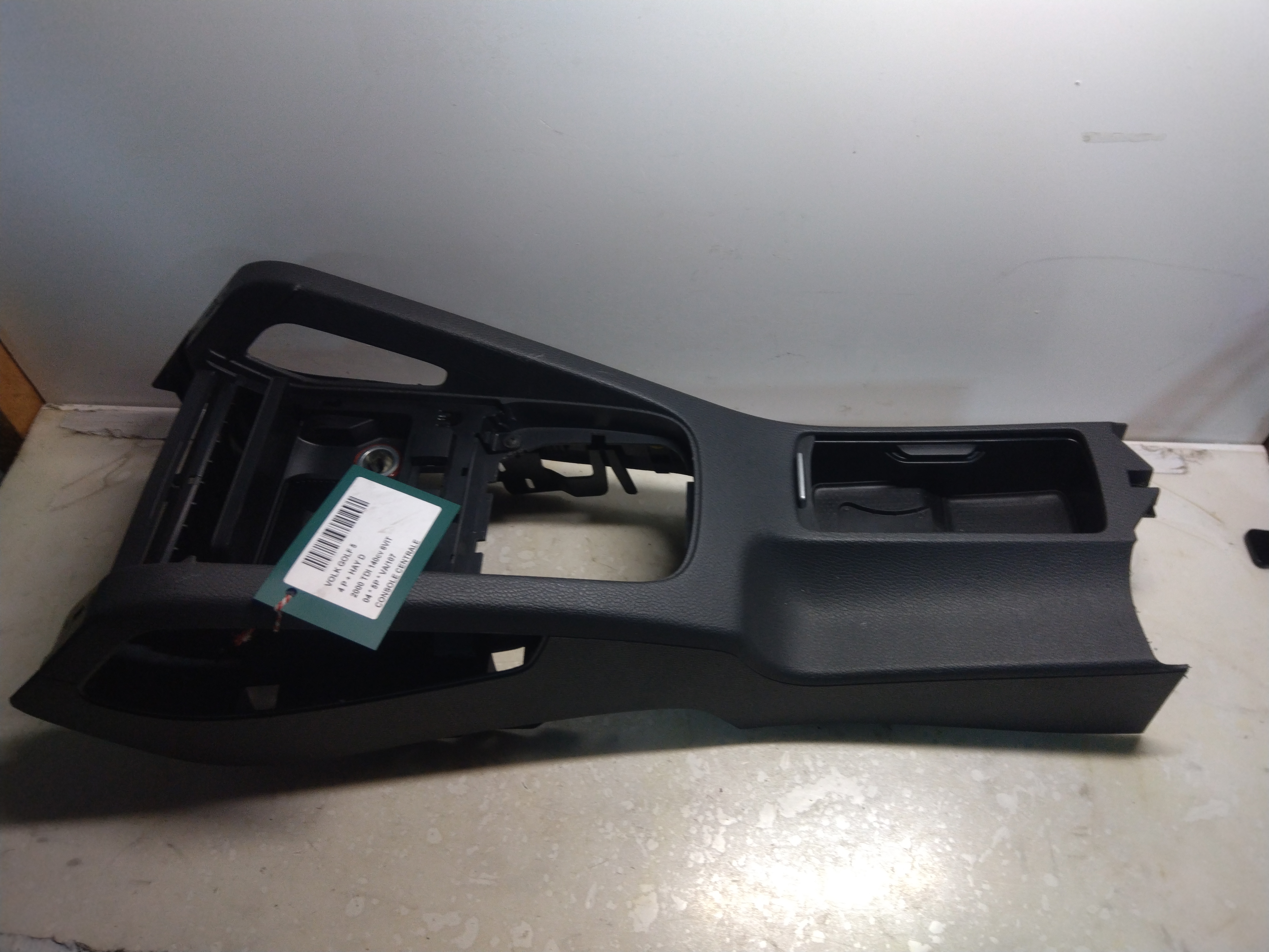 MIDDENCONSOLE Vw GOLF V 11/03 - 08
