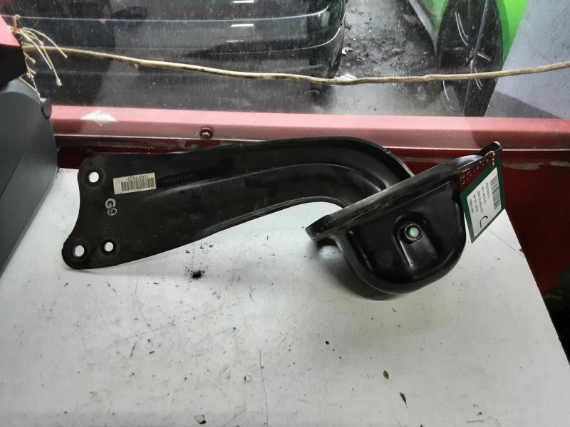 TIRANT ARRIERE DROIT Vw GOLF V 11/03 - 08