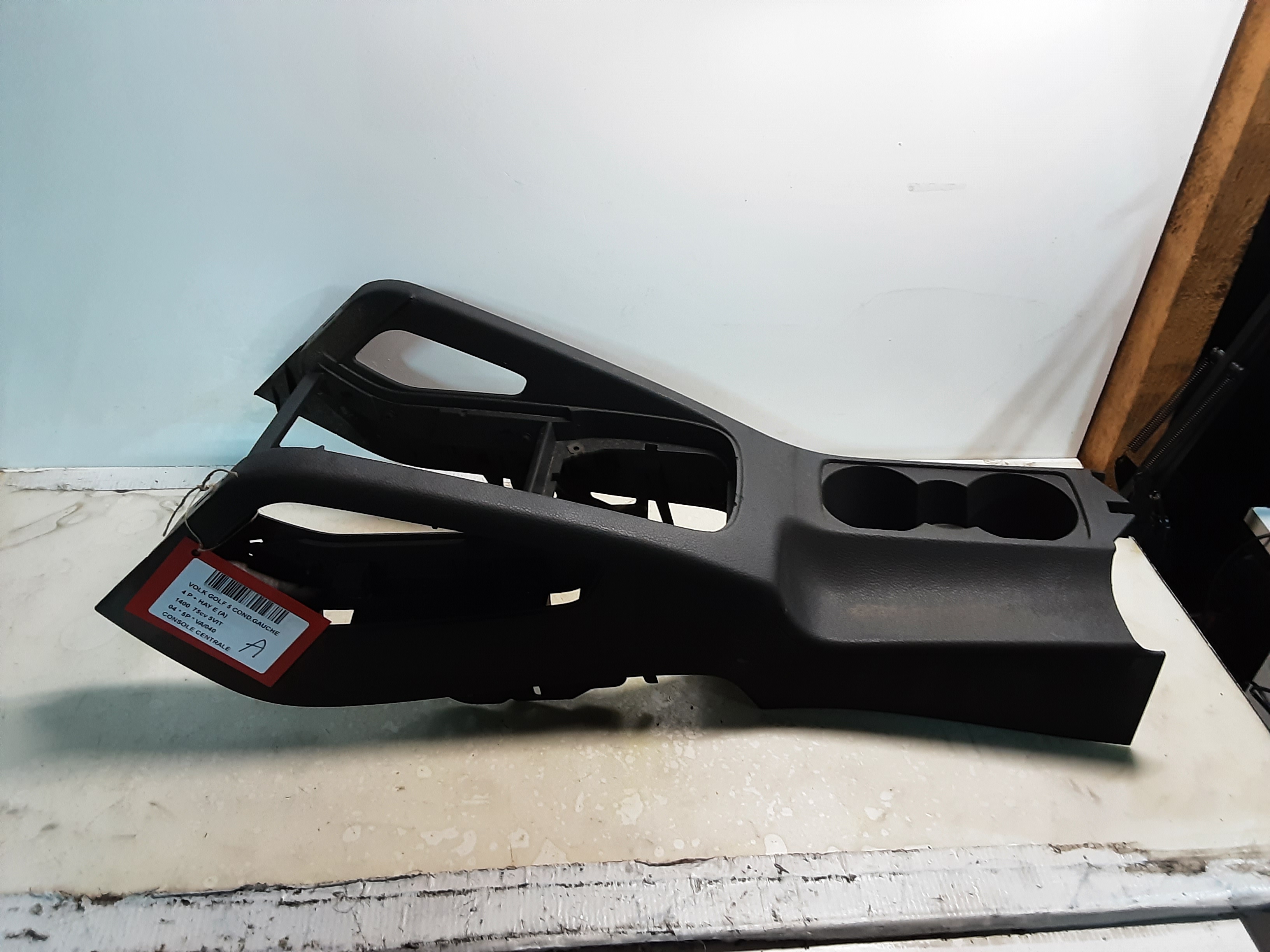 MIDDENCONSOLE Vw GOLF V 11/03 - 08