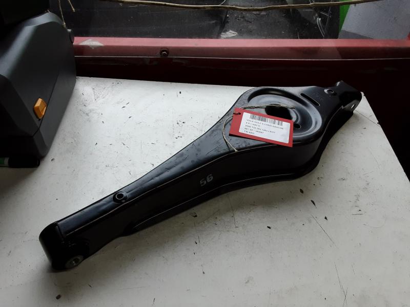 TRIANGLE ARRIERE DROITE Vw GOLF V 11/03 - 08