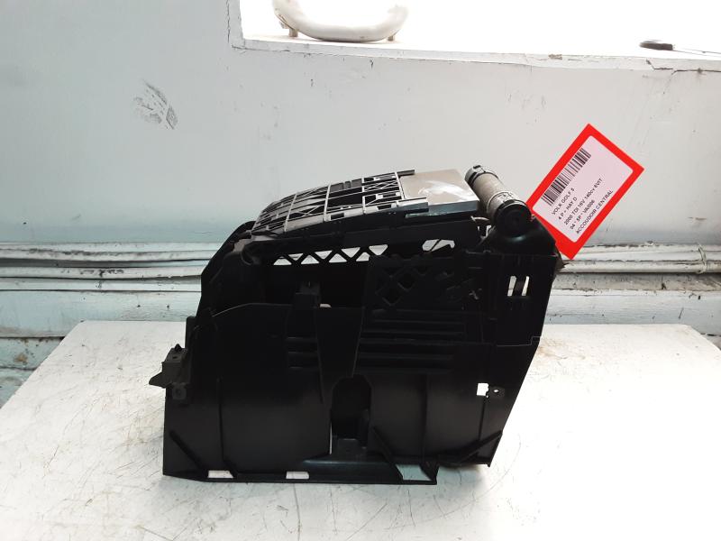 ARMLEHNE Vw GOLF V 11/03 - 08