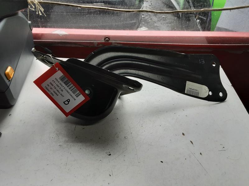 DRAAGARM ACHTER LINKS Vw GOLF V 11/03 - 08