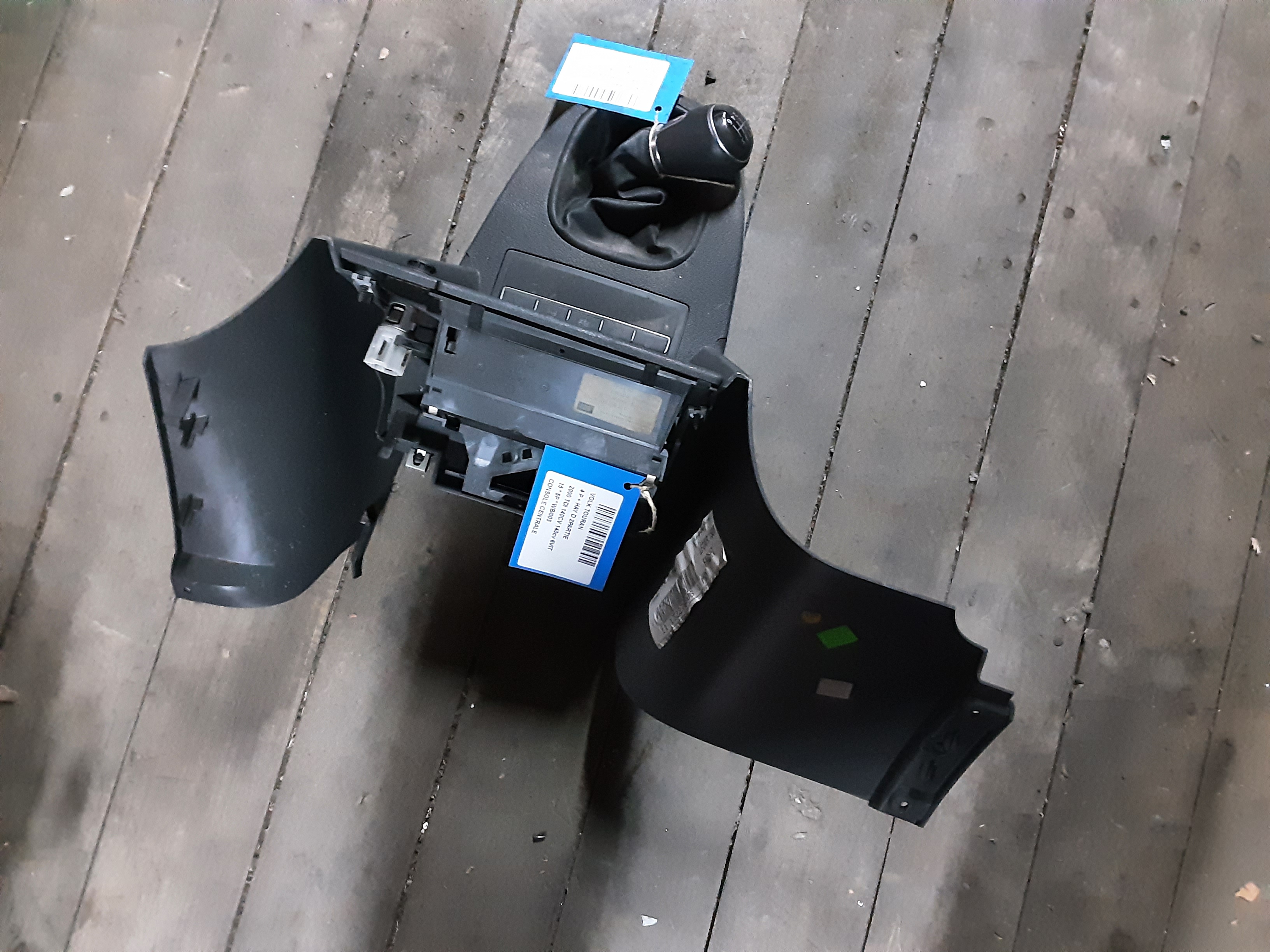 CONSOLE CENTRALE Vw TOURAN 08/10 - 15