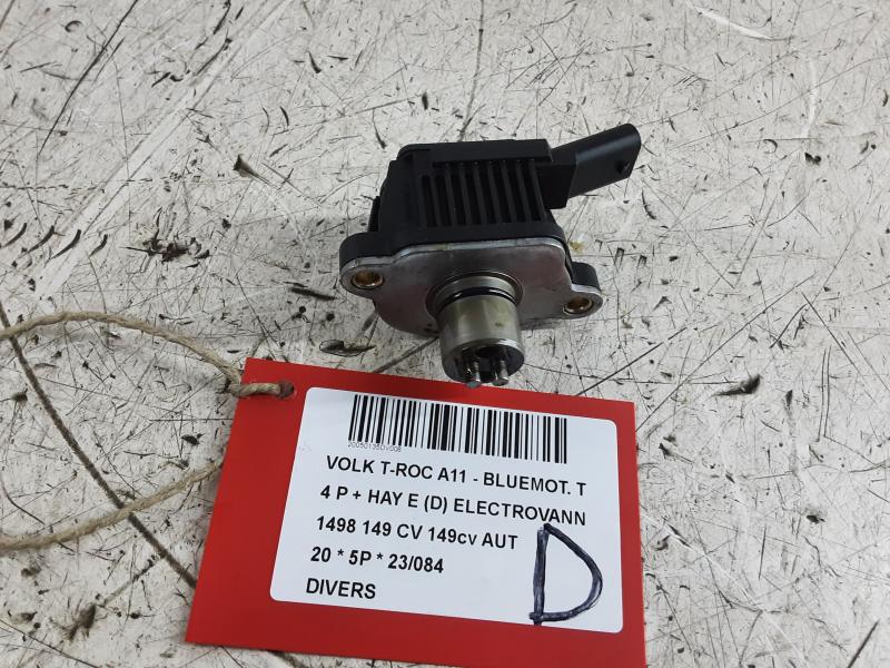 DIVERS Vw T-ROC 10/17 - 4/22
