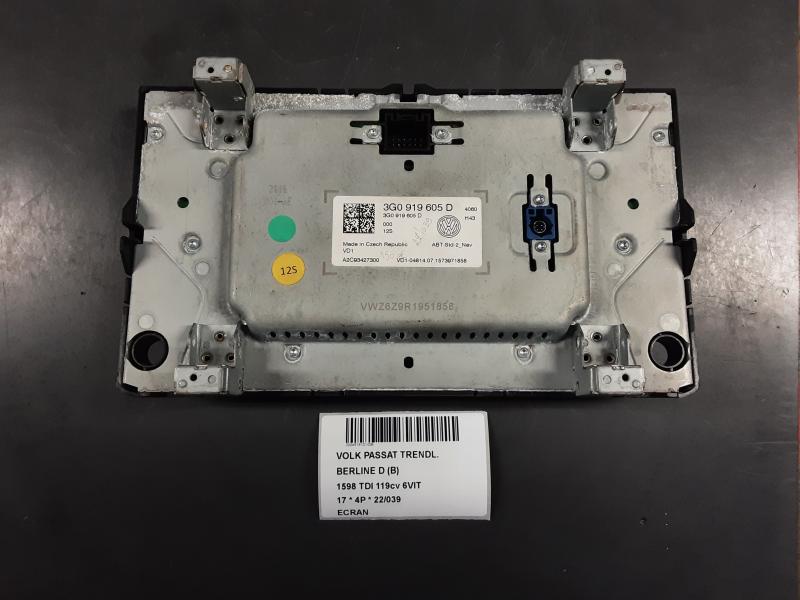 SCREEN Vw PASSAT 11/14 - 19