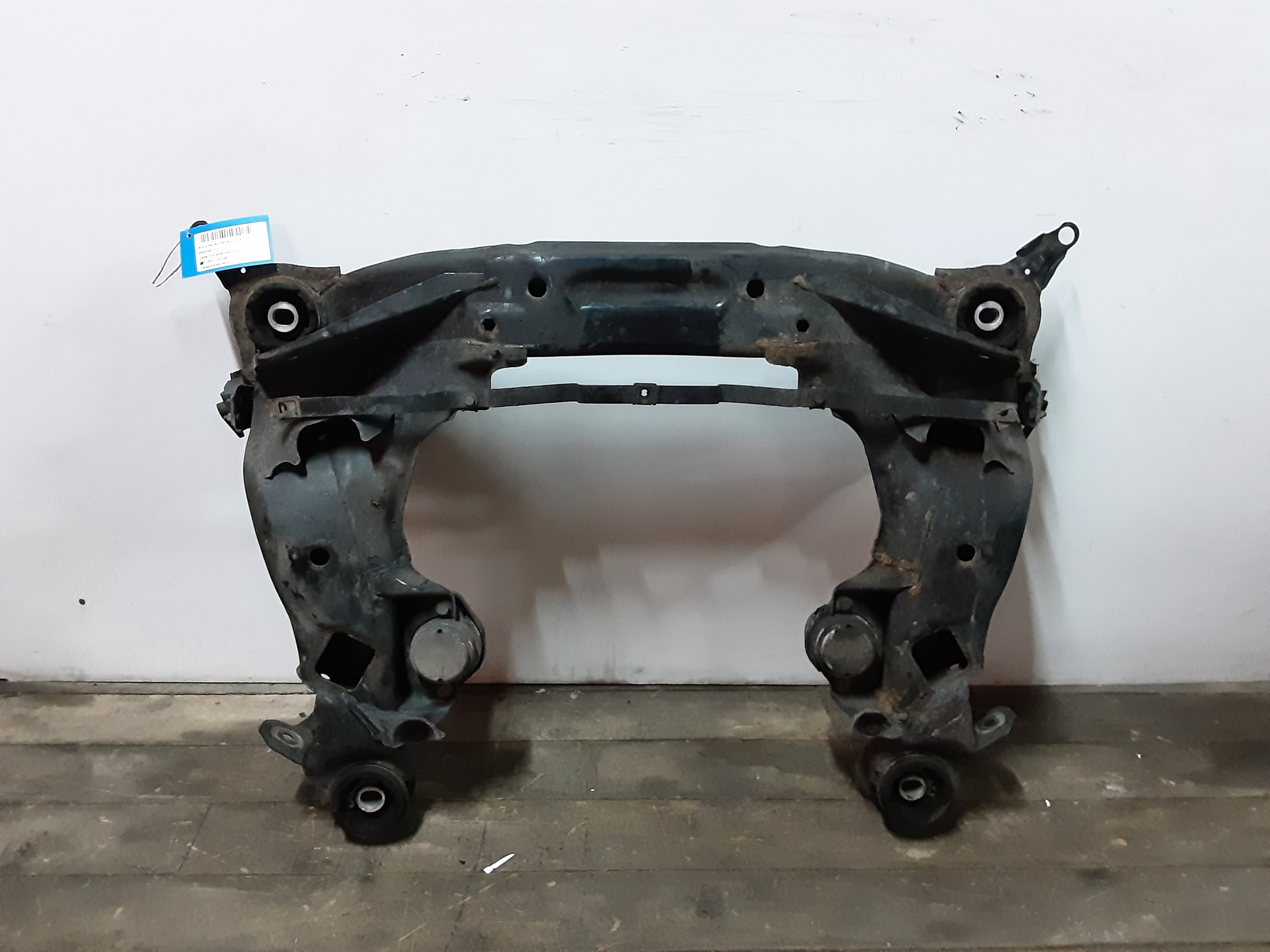 TRAVERSE MOTEUR Audi A6 5/04 - 9/08