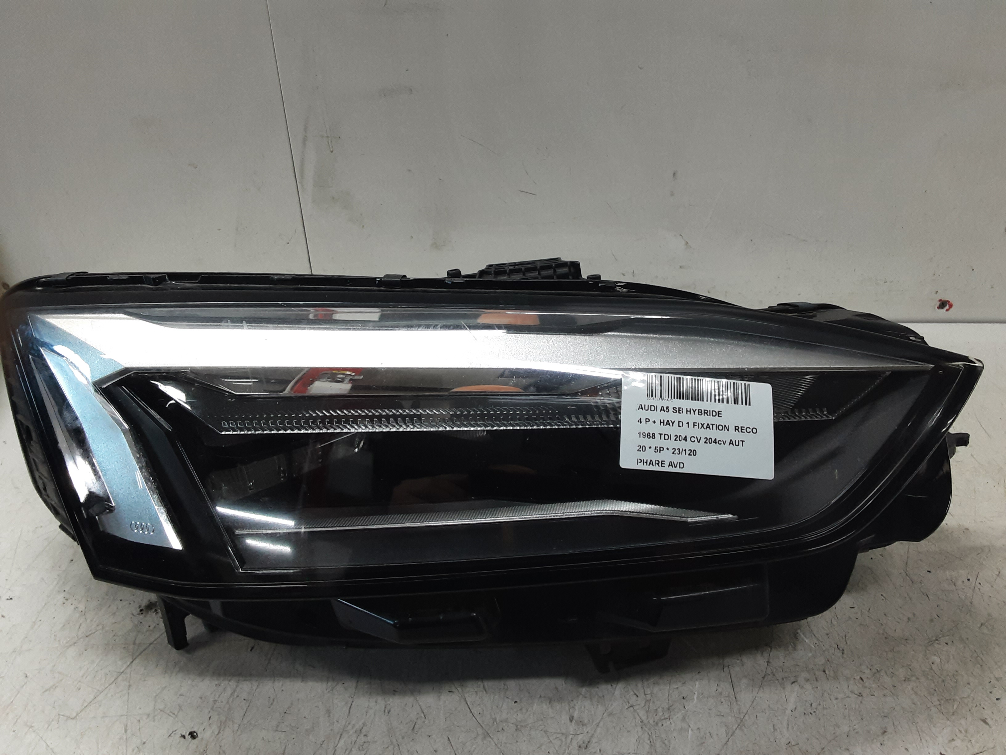 KOPLICHT VOOR RECHTS Audi A5