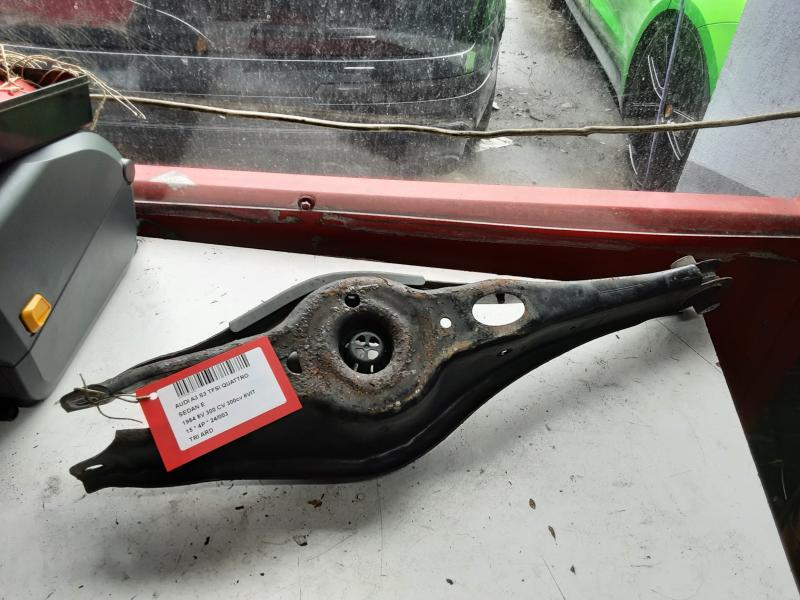 DRAAGARM ACHTER RECHTS Audi A3 4D 5/13 - 16