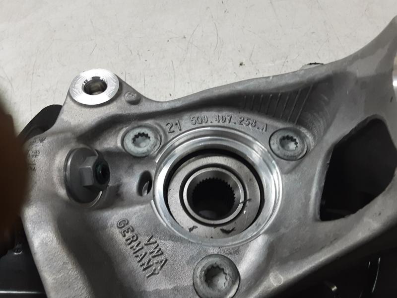 RADNABE VORNE RECHTS Vw GOLF VII 1/17 - 2/20 FaceLift