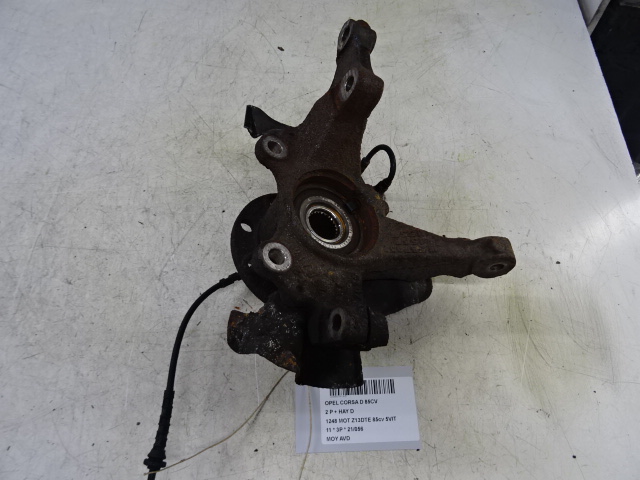 WIELNAAF VOOR LINKS Opel CORSA D 01/11 - 15