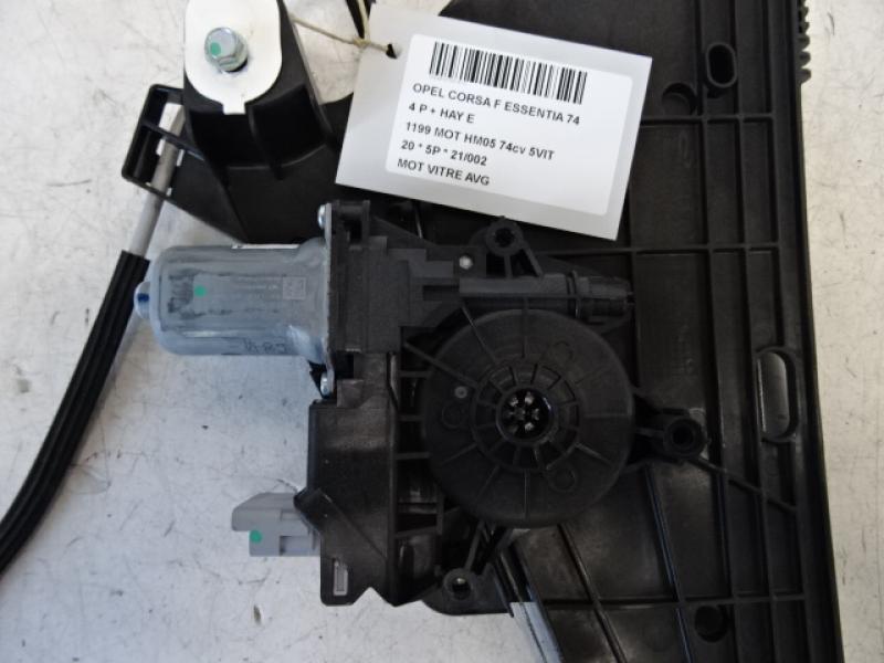 MOTEUR DE VITRE DE PORTE AVANT GAUCHE Opel CORSA F 07/19+