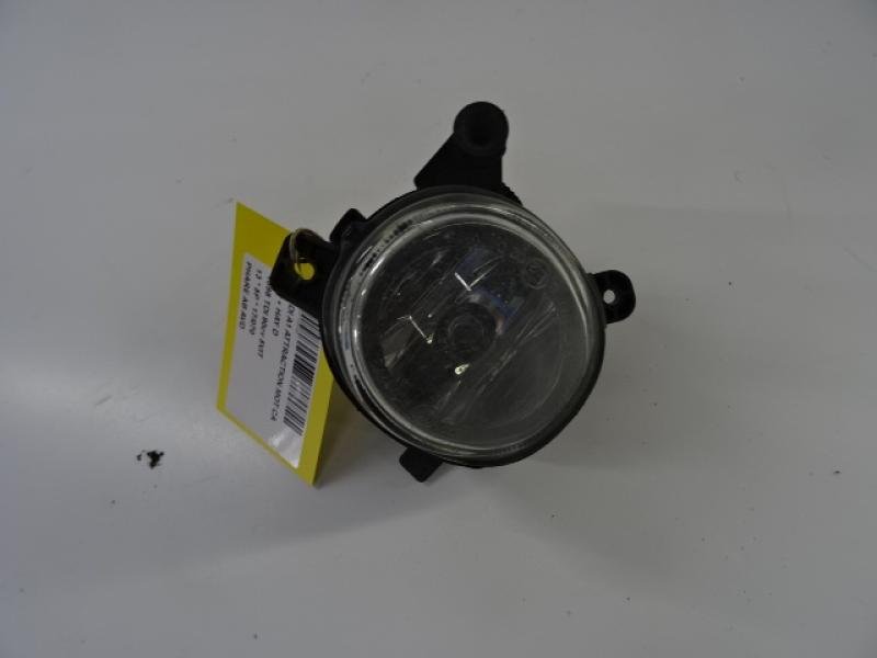 NEBELSCHEINWERFER RECHTS VORNE Audi A1 10-14