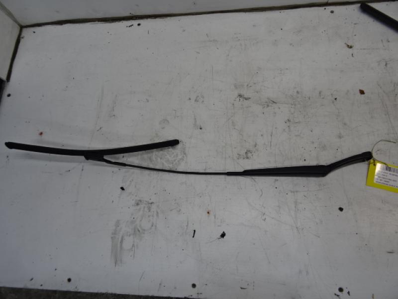 RUITENWISSERARM RECHTS VOOR Vw GOLF VII 11/12 - 17