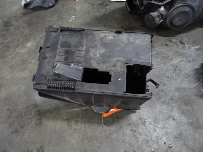 BATTERY BOX Citroen C4 PICASSO 02/07 - 13