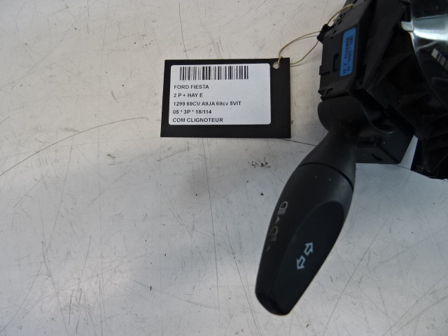 COMMODO DE CLIGNOTEURS Ford FIESTA 4/02 - 10/05