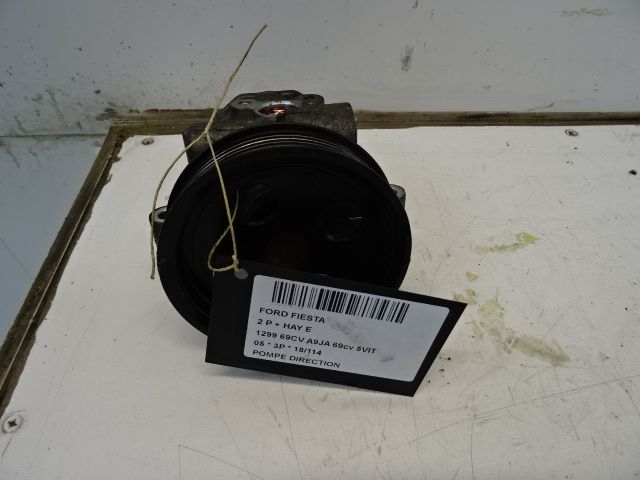 POMPE DE DIRECTION Ford FIESTA 4/02 - 10/05
