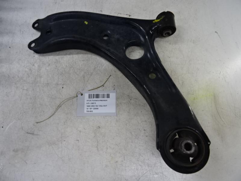 TRIANGLE AVANT GAUCHE Hyundai TUCSON (2) 09/15 - 09/18