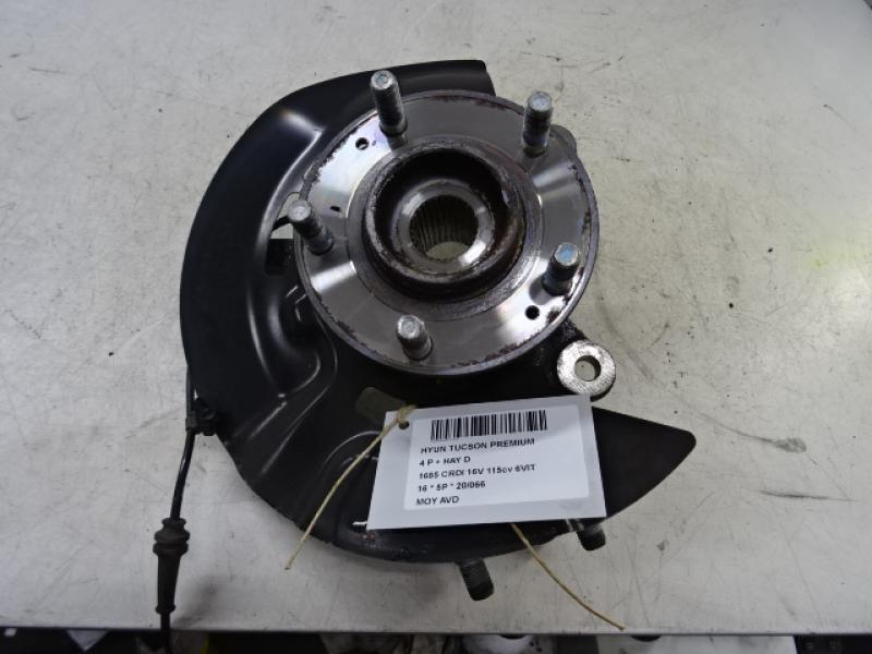 WIELNAAF VOOR RECHTS Hyundai TUCSON (2) 09/15 - 09/18