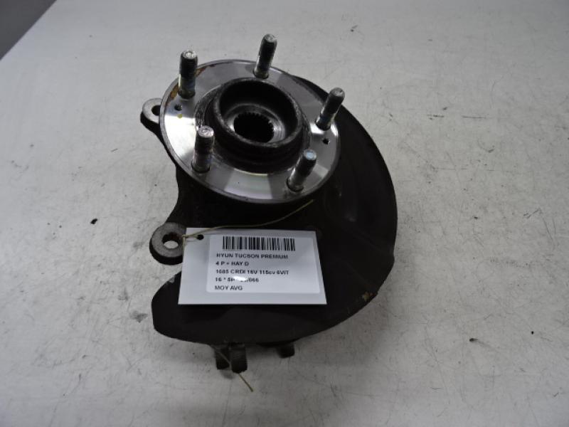 WIELNAAF VOOR LINKS Hyundai TUCSON (2) 09/15 - 09/18