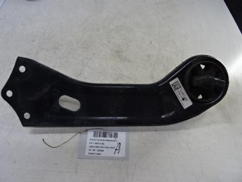 DRAAGARM ACHTER RECHTS Hyundai TUCSON (2) 09/15 - 09/18