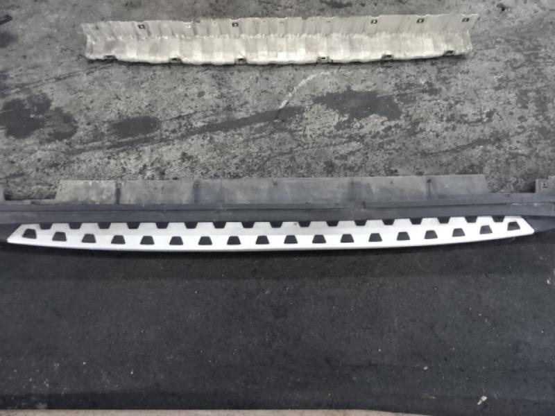 JUPE LATERALE GAUCHE Hyundai TUCSON (2) 09/15 - 09/18