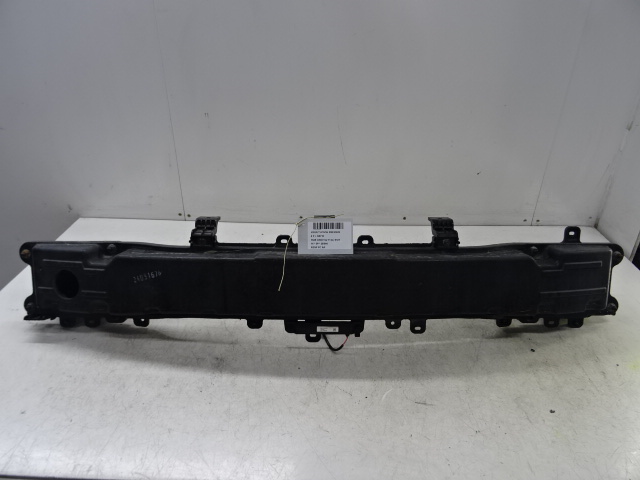 BUMPERBALK ACHTER Hyundai TUCSON (2) 09/15 - 09/18