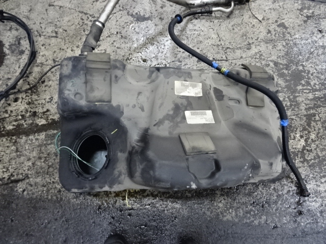 BRANDSTOFTANK DIELES Land Rover EVOQUE 06/11 - 19