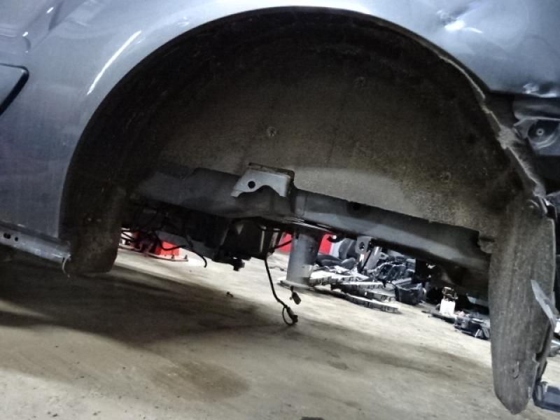 COQUILLE D'AILE ARRIERE GAUCHE Ford TRANS. CONNECT 6/18+