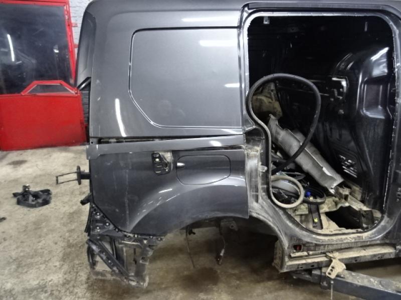 AILE ARRIERE DROITE Ford TRANS. CONNECT 6/18+