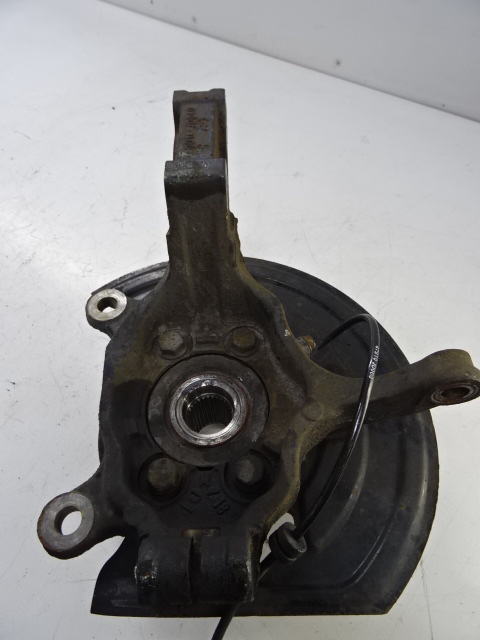 WIELNAAF VOOR RECHTS Nissan QASHQAI 2/10 - 14 J10