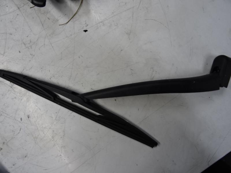 REAR WIPER ARM Mitsubishi COLT 04 - 08