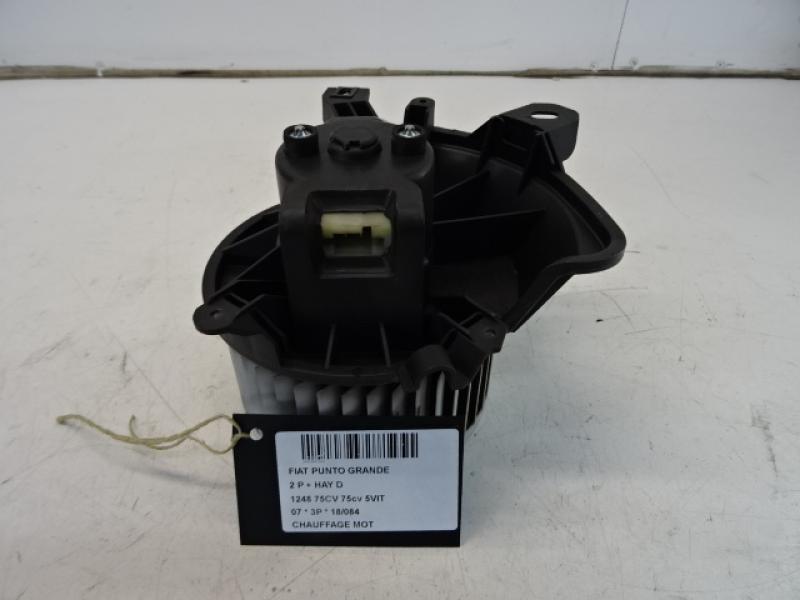 MOTEUR DE CHAUFFAGE Fiat GR.PUNTO 1/06 - 12