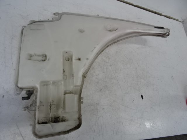 RUITENWASRESERVOIR VOOR Bmw 1 E87 9/04 - 4/07
